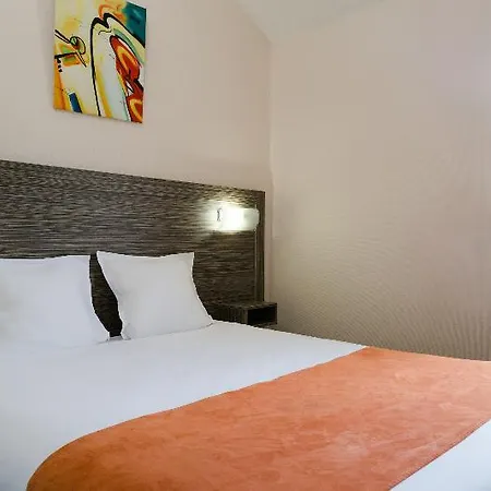 Hotel The Originals City, L'acropole, Saint-etienne Sud